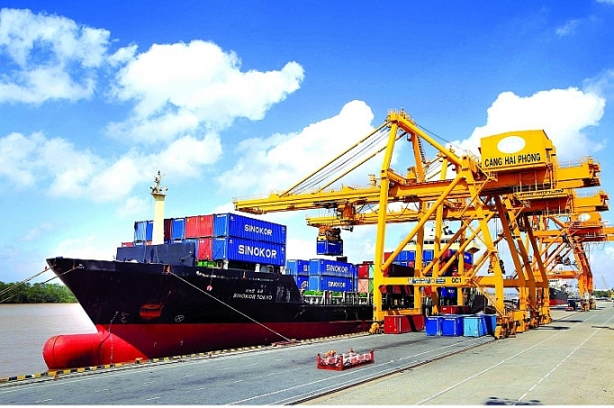 Kim ngạch xuất nhập khẩu hàng hóa cán mốc 732 tỷ USD